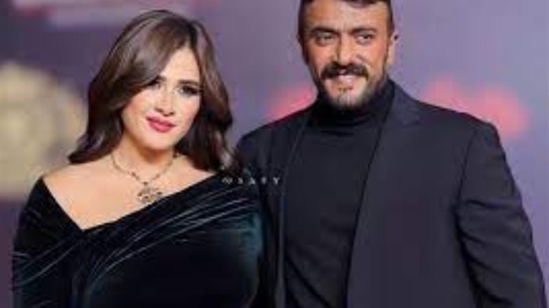 العوضي وياسمين عبد العزيز