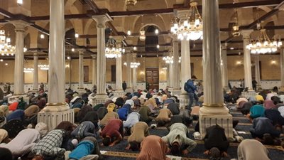 مجلس الوزراء ينفي اعتزام «الأوقاف» تحديد مدة صلاة التراويح في رمضان
