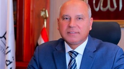 مصر وإيطاليا توقعان اتفاقية لإنشاء خط 