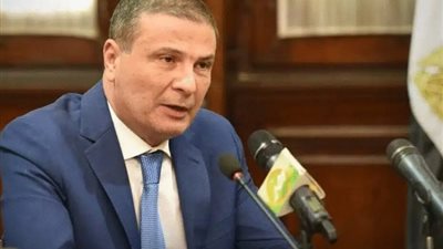 رئيس البنك الزراعي يكشف تفاصيل تعيين 4500 موظف العام الماضي