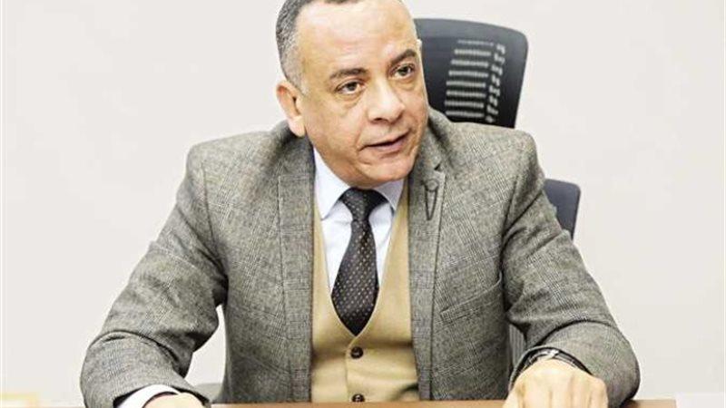 الدكتور مصطفى وزيري