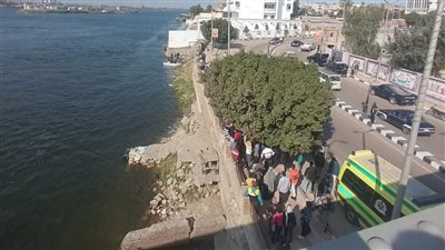 الإنقاذ النهري يواصل البحث عن شاب ألقى بنفسه في نهر النيل من أعلى كوبري أخميم بسوهاج