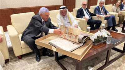 زاهي حواس يهدي 