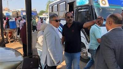 محافظ الدقهلية يشدد على منع تقسيم الخطوط والاستجابة الفورية لشكاوى المواطنين