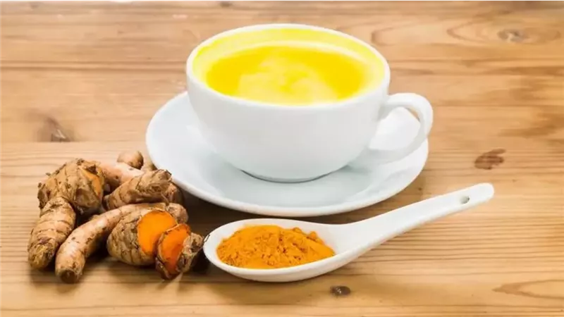الكركم مع العسل النحل 