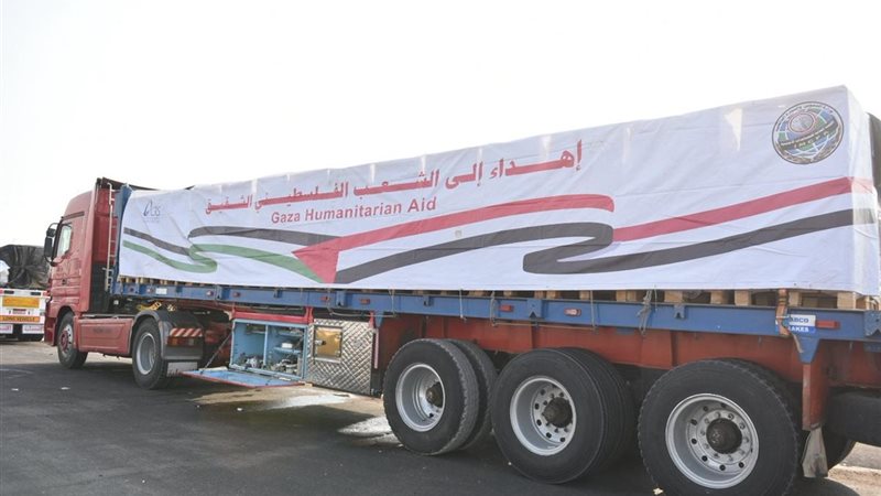 المساعدات الإنسانية إلى قطاع غزة 