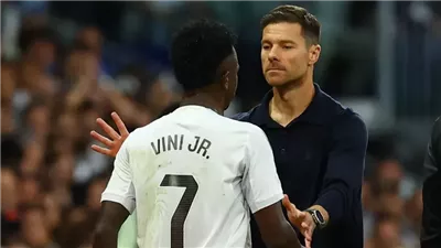 فينيسيوس جونيور يوجه صدمة لريال مدريد والسبب تشابي ألونسو