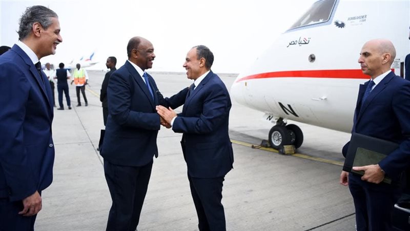 وزير الخارجية ونظيره السوداني 