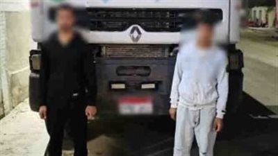 التحقيق مع قائدي سيارة نقل تعديا على سائق بالقاهرة بعد تصادم مروري
