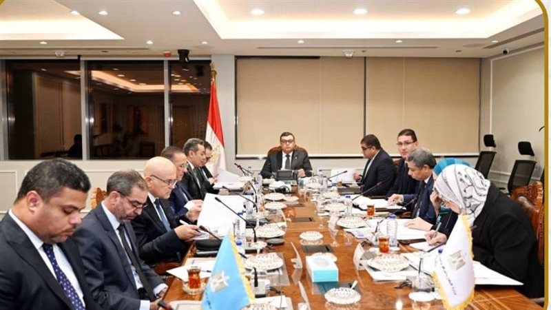 وزير الإسكان