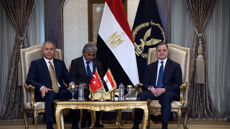 إستقبال وزير الداخلية لنظيره التركى 