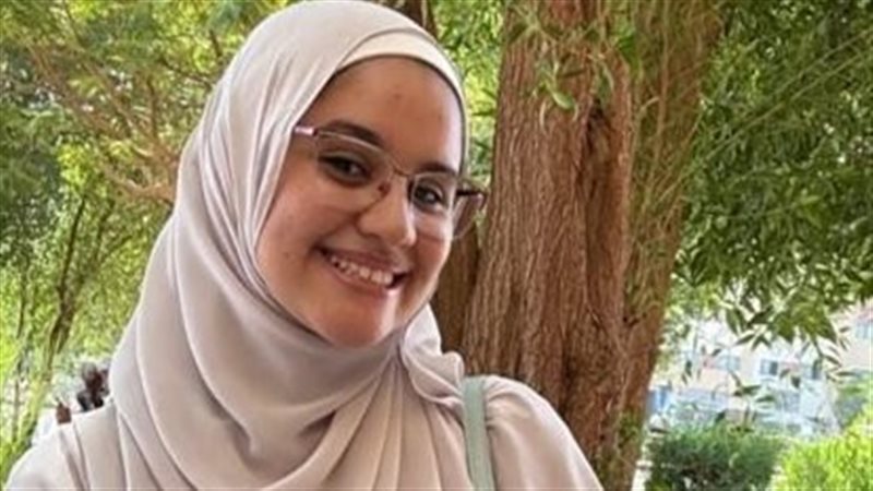 الطالبة حبيبة أحمد رشدي 