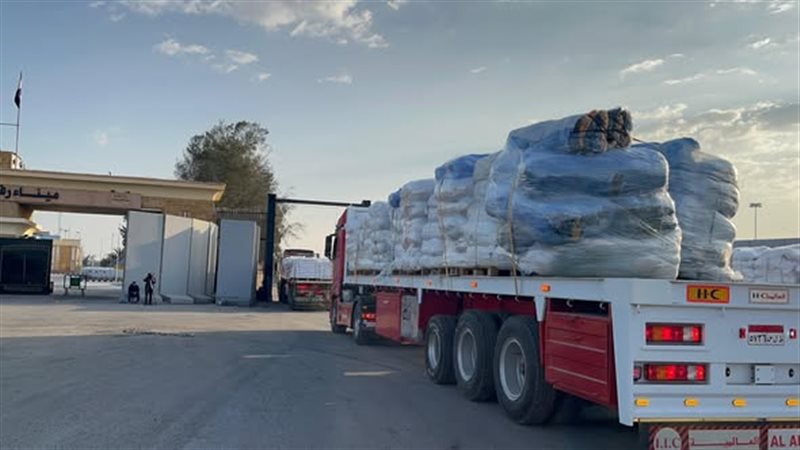 قوافل المساعدات لاهالي غزة
