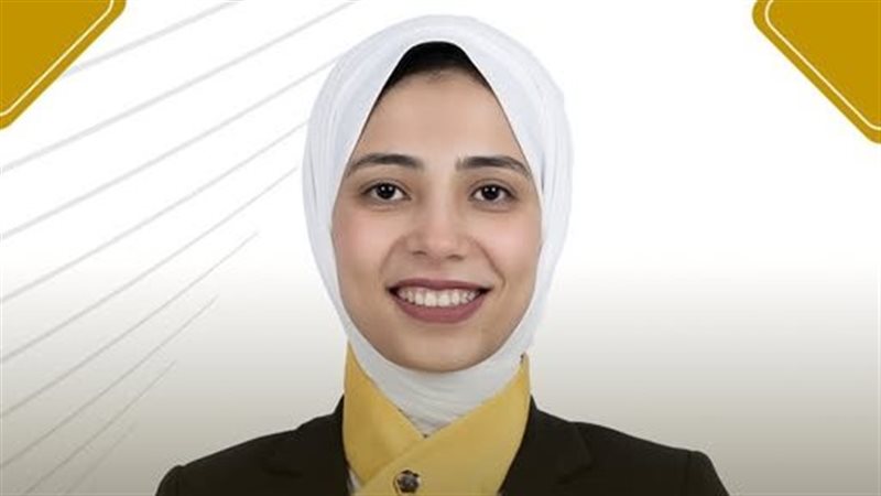 منى قشطة عضو تنسيقية شباب الأحزاب والسياسيين