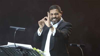 هاني فرحات يقود الأوركسترا الملكي البريطاني ويستعيد روائع الموسيقار عمار الشريعي الثلاثاء