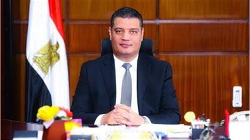 أيمن عبدالموجود وكيل التضامن 