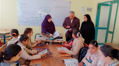 وكيل تعليم الفيوم فى جولة على مدارس المحافظة ويشيد بانضباط وانتظام العملية التعليمية 