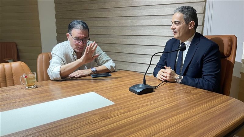 نقيب الإعلاميين والكابتن مدحت شلبي