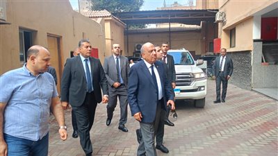 وزير الكهرباء يتفقد شبكات الحلمية لمتابعة جودة الخدمات