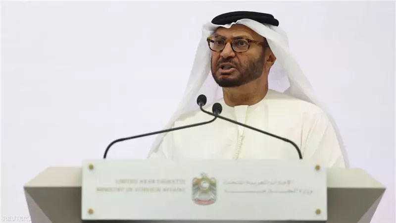  أنور قرقاش