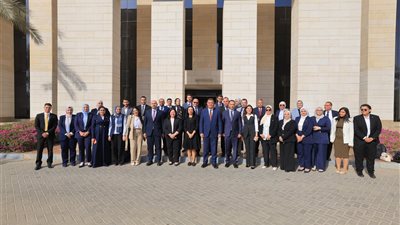 وزيرة التضامن تلتقي فريق عمل صندوق دعم مشروعات الجمعيات والمؤسسات الأهلية