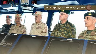 القائد العام للقوات المسلحة وزير الدفاع والإنتاج الحربي يشهد تنفيذ المرحلة الرئيسية للتدريب المشترك 