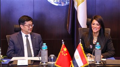 وزيرة التخطيط تبحث مع رئيس بنك التصدير والاستيراد الصيني سبل زيادة استثمارات البنك في مصر 