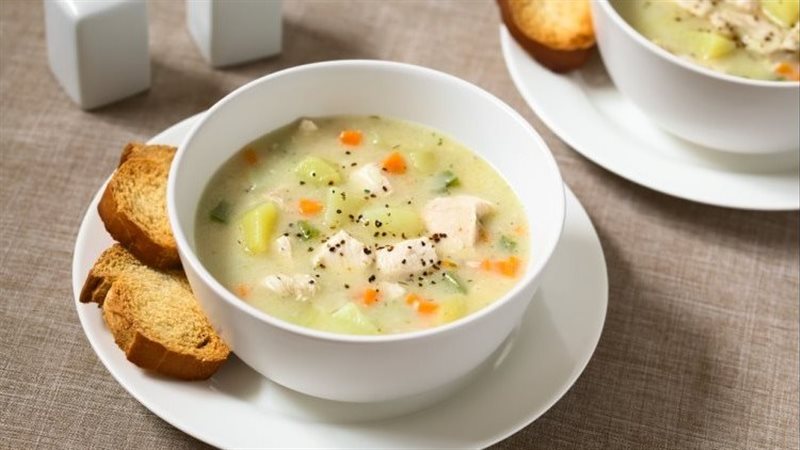 شوربة الدجاج 