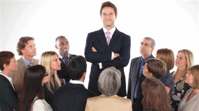 دراسة : الأشخاص طوال القامة معرضون لأكثر من 100 مشكلة صحية