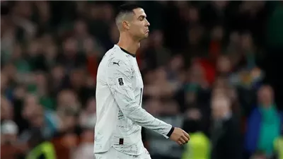 حكم طرد رونالدو يدير افتتاح كأس العرب بين قطر وفلسطين