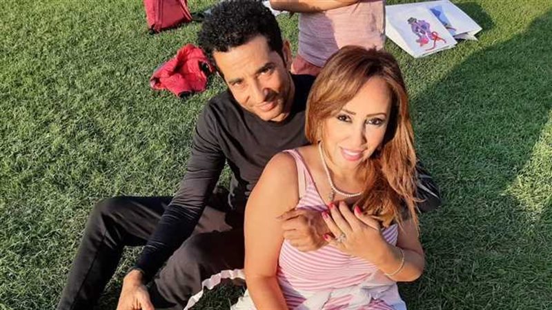 عمرو سعد وزوجته