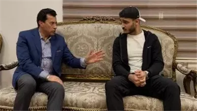 وزير الرياضة يستقبل البطل العالمي مصطفى حسين بعد إنهاء أزمة محاولة تجنيسه