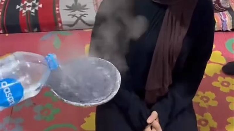 فتاة البشعة 
