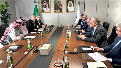 وزير البترول يبحث زيادة  فرص الشركات المصرية في أعمال مشروع نيوم بالسعودية