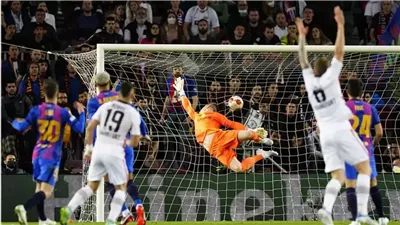 الموعد والقنوات الناقلة لمباراة برشلونة وآينتراخت فرانكفورت في دوري أبطال أوروبا