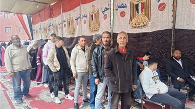 طوابير منذ الفجر في أسيوط للتصويت بانتخابات النواب