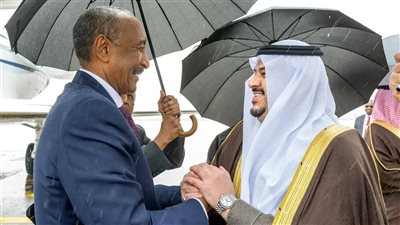 البرهان في الرياض لدعم المبادرة السعودية لإنهاء الحرب بالسودان 