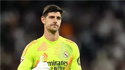 تيبو كورتوا يحقق الفوز رقم 200 مع ريال مدريد أمام ألافيس
