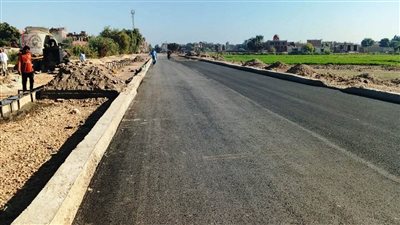 محور جديد يغير خريطة الحركة المرورية في كوم أمبو.. صور 