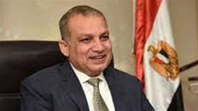 «صديق» يستعرض التجربة المصرية بتطوير المناطق غير الآمنة بالدوحة