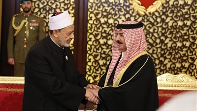 شيخ الأزهر يهنِّئ الملك حمد بن عيسى بمناسبة اليوم الوطني الـ54 للبحرين