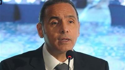 رئيس البورصة المصرية يستعرض مؤشرات الأداء السوقي وخطط التطوير لجذب الاستثمارات