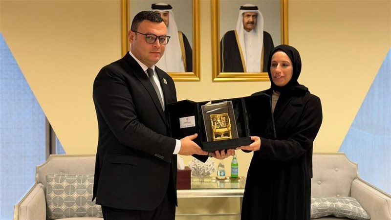 وزير الإسكان والمرافق والمجتمعات العمرانية