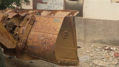 لا تهاون مع المخالفات.. إزالة تعديات بالتجمعين الثالث والخامس