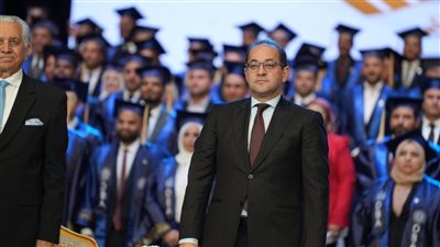وزير المالية يوجه رسائل لخريجي الدراسات العليا بالأكاديمية العربية للعلوم