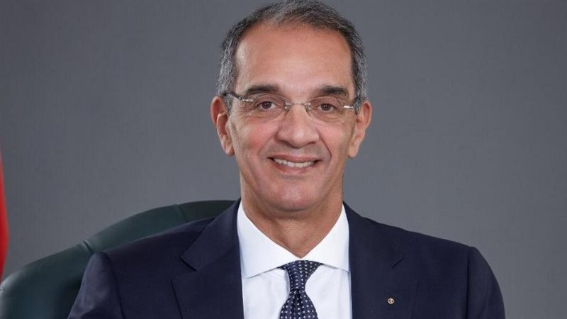  وزير الاتصالات وتكنولوجيا المعلومات