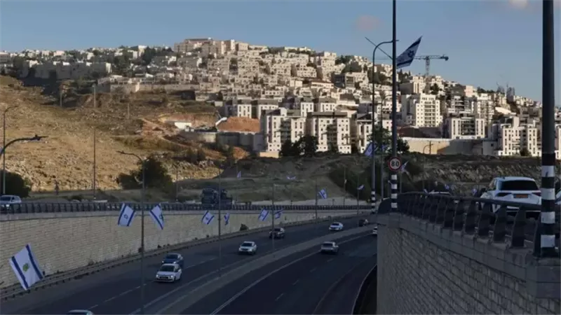 3380 وحدة سكنية شرق القدس