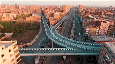 لأهالي الصعيد .. تشغيل طريق جديد يغير خريطة التنمية بين سوهاج والوادي الجديد