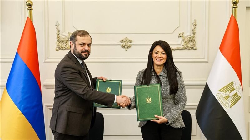  وزيرة التخطيط والتنمية الاقتصادية