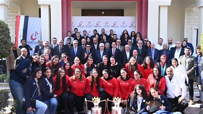  وزيرا الشباب والرياضة والتعليم العالي يكرمان طلاب الجامعات الفائزين بالبطولة العالمية ببرشلونة 